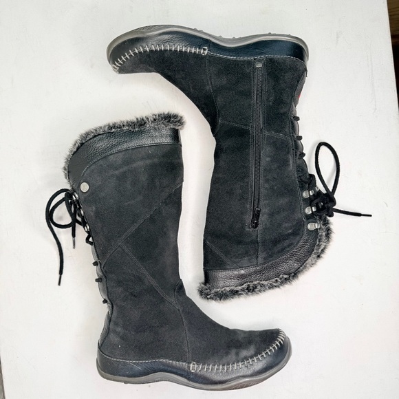 The North Face Janey black suede snow boot - Picture 3 of 9